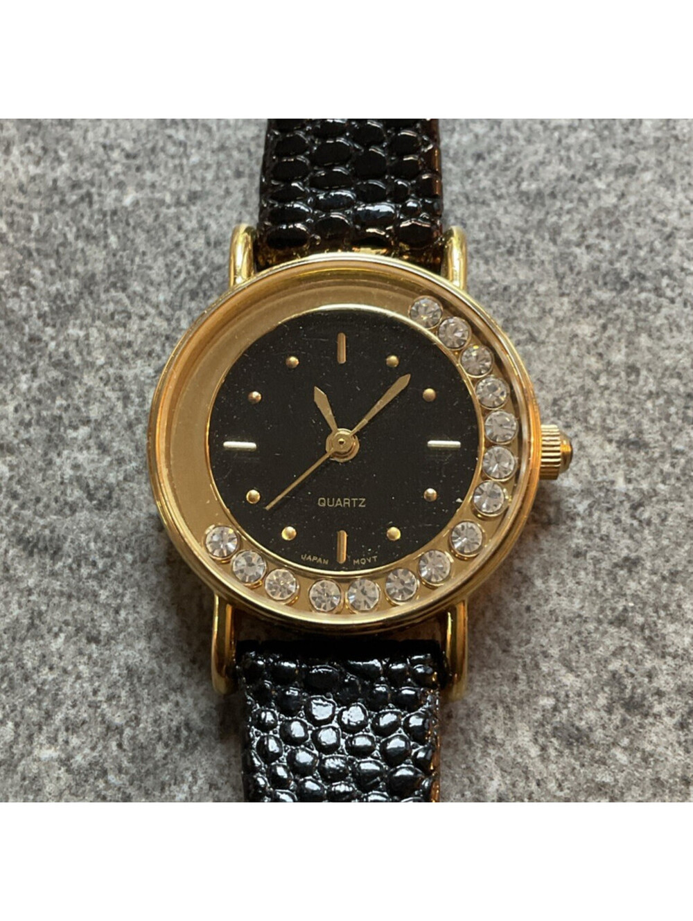 Vintage Ladies Avon Stunning Floating Crystals Gold Tone Black Leather Watch D2
